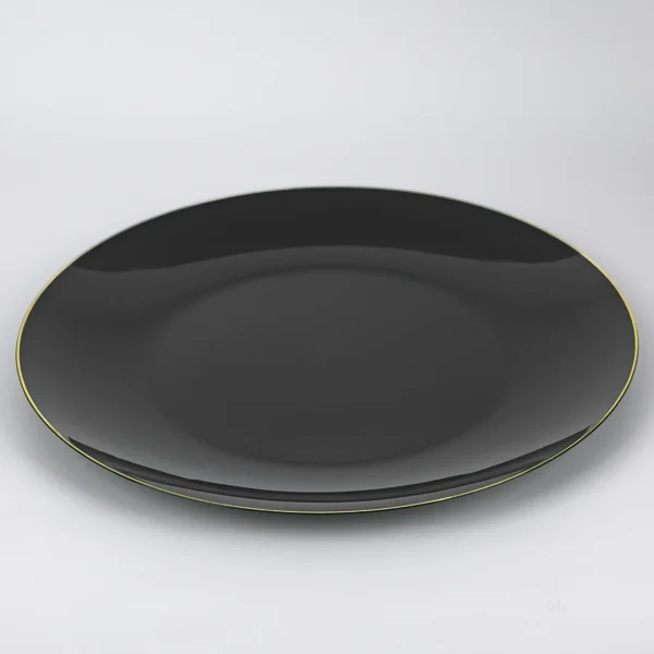 black dinner plates